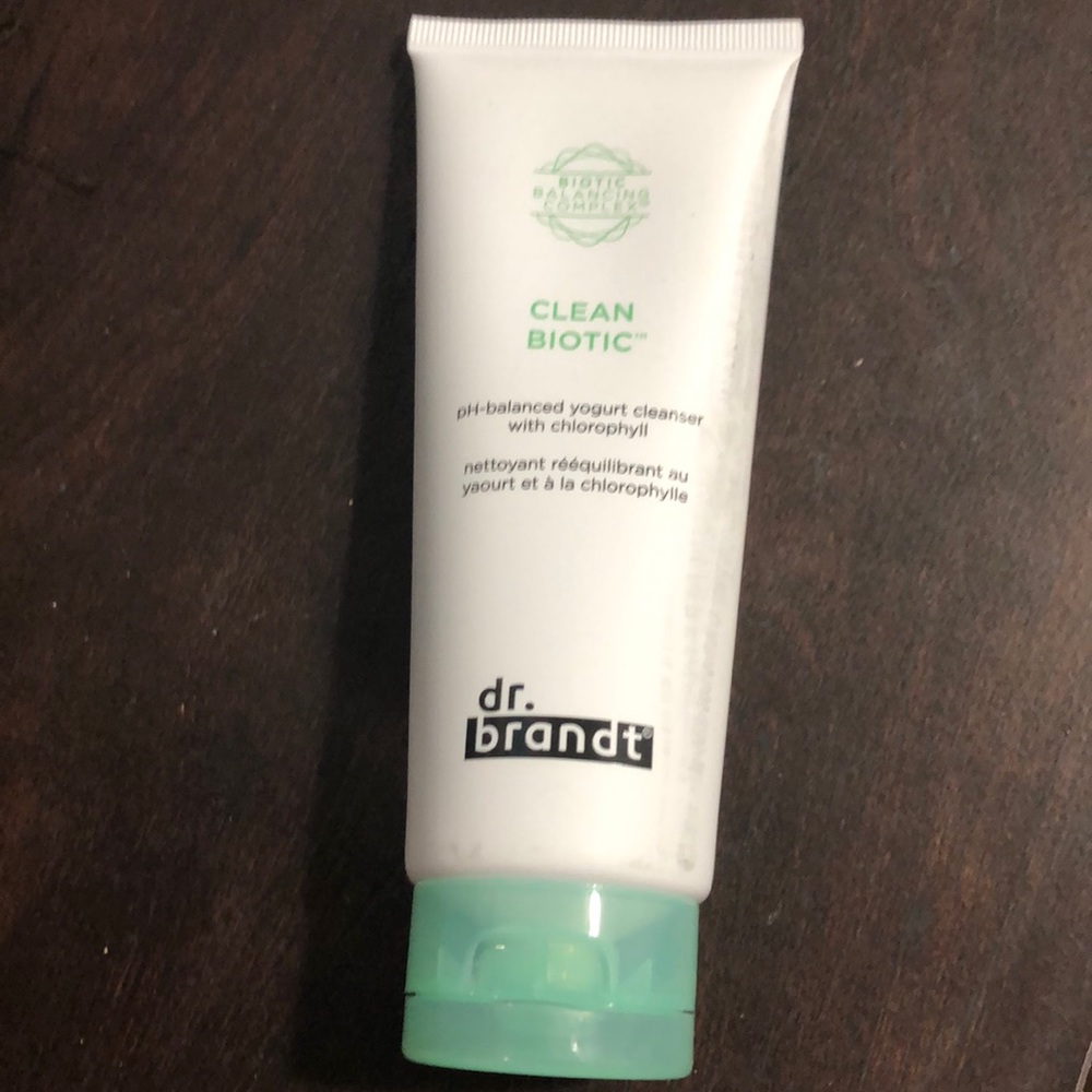 Dr Brandt clean biotic facial cleanser